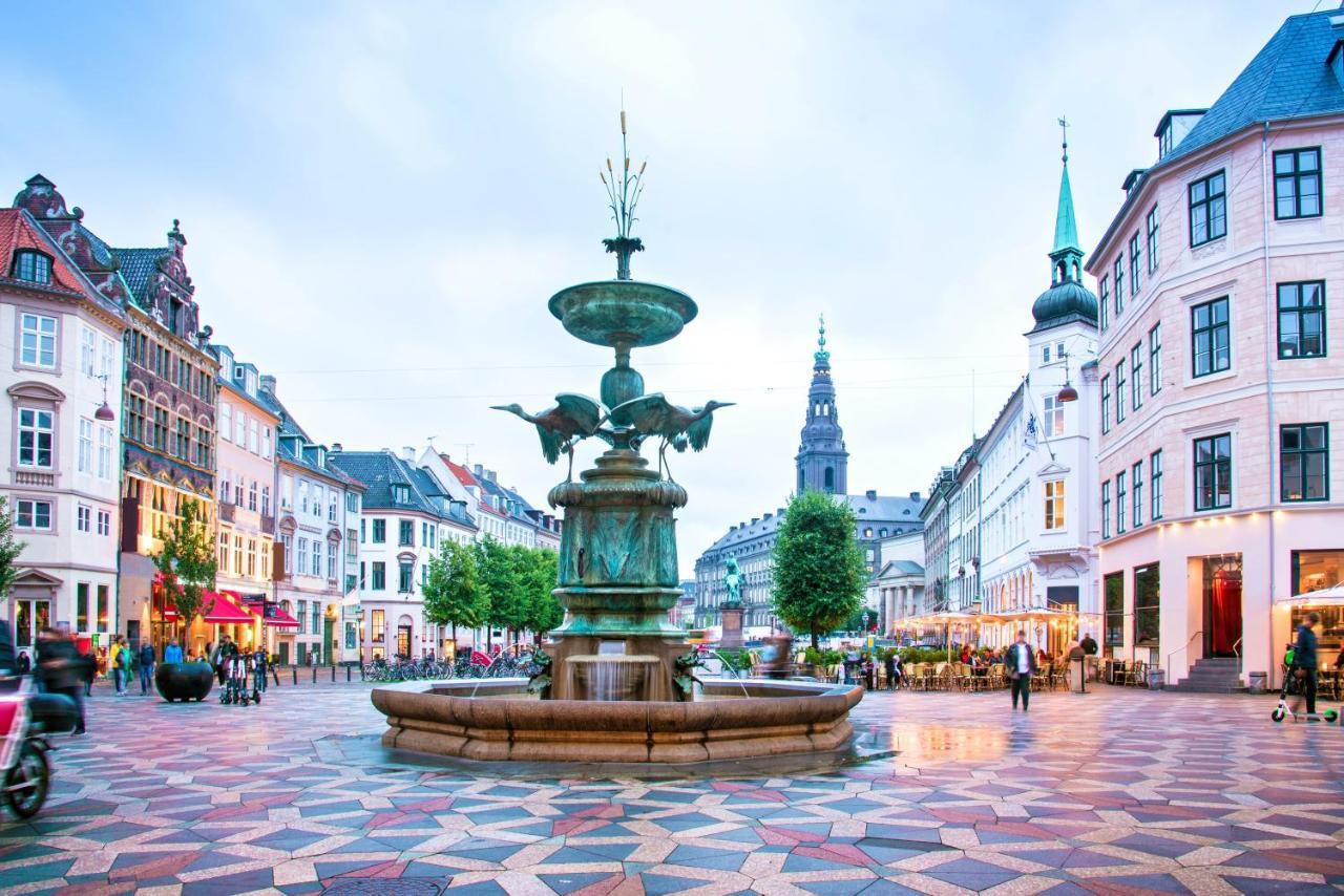 Lovely 3Br Manor Apartment 5 Min From Tivoli Gardens Copenhagen Exterior photo