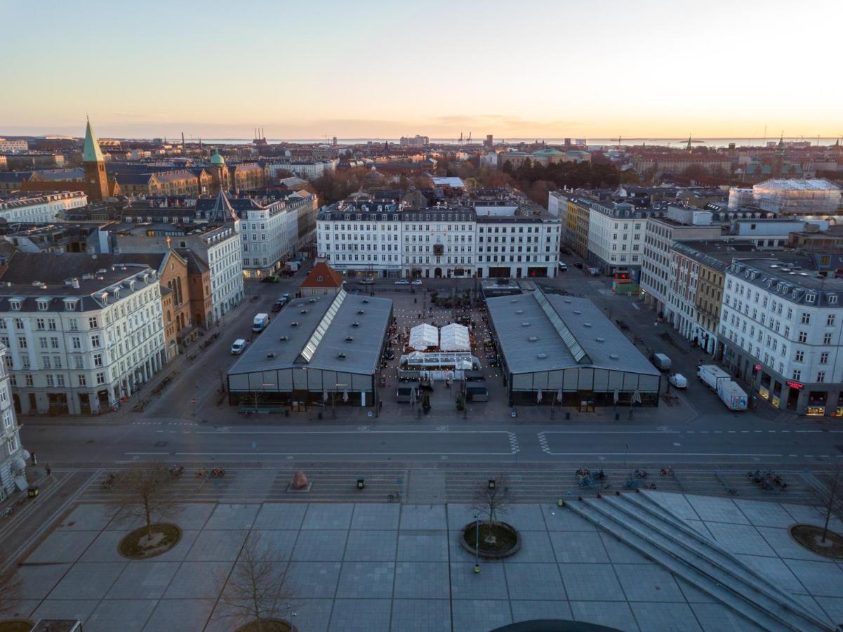 Lovely 3Br Manor Apartment 5 Min From Tivoli Gardens Copenhagen Exterior photo